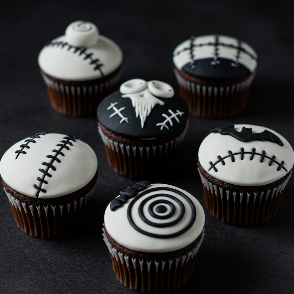 Tim Burton Halloween cupcakes