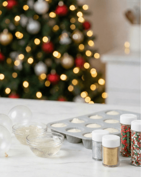 christmas snow globe gelatin cupcakes
