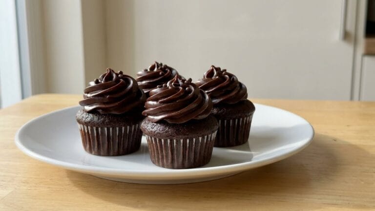 mini chocolate cupcakes